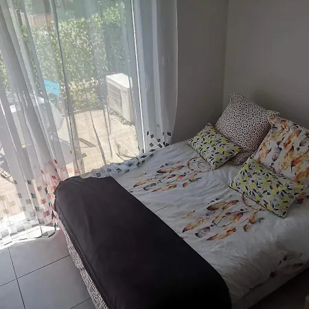 Avec Jardinet Clim Parking Apartamento