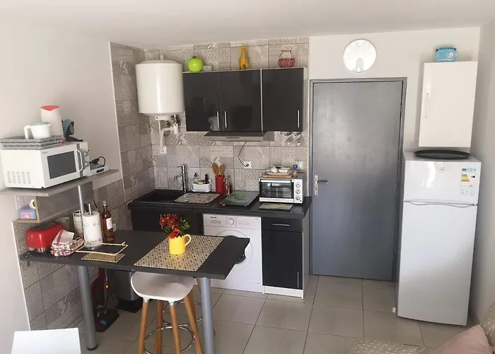 Apartman Avec Jardinet Clim Parking *